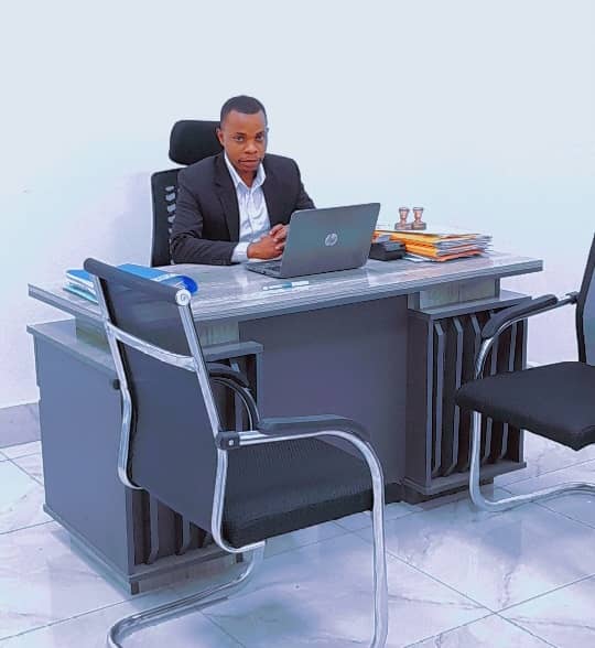 Mangiux Audax - Experienced Advocate